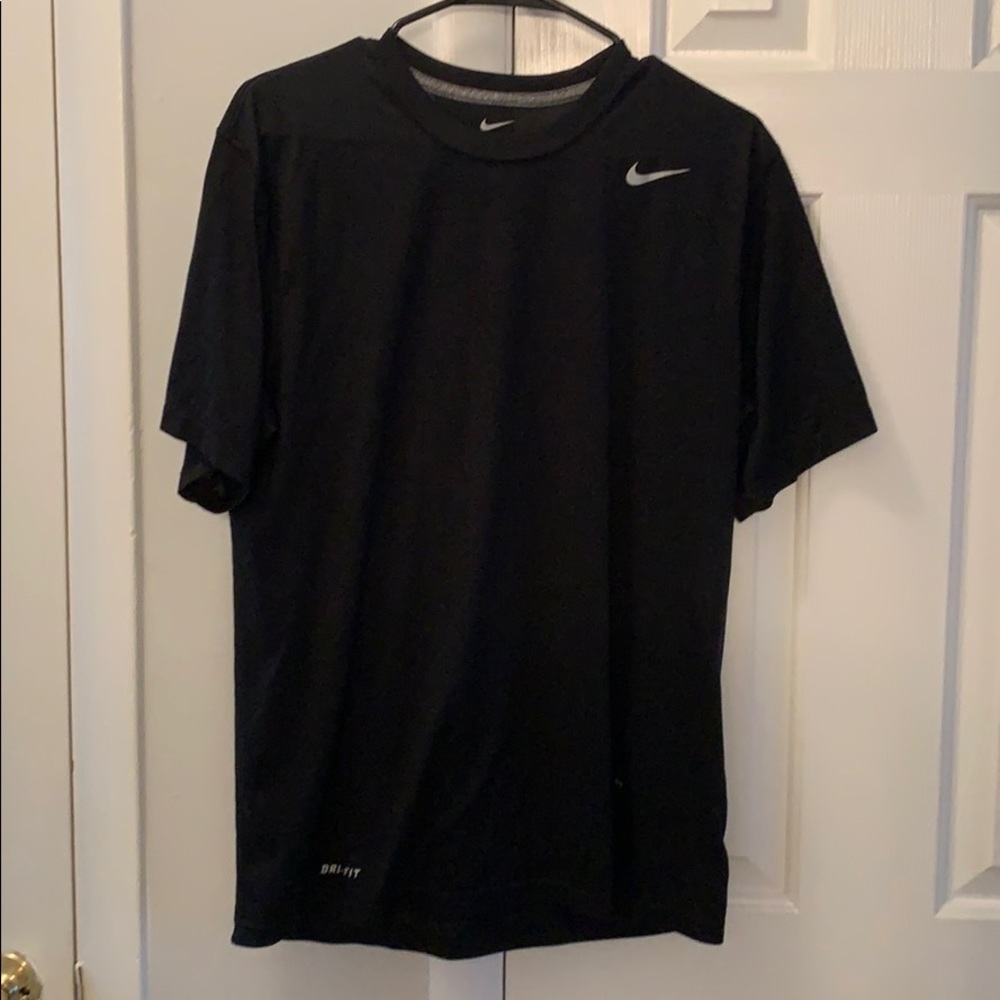 Men’s Nike T-Shirt Size M